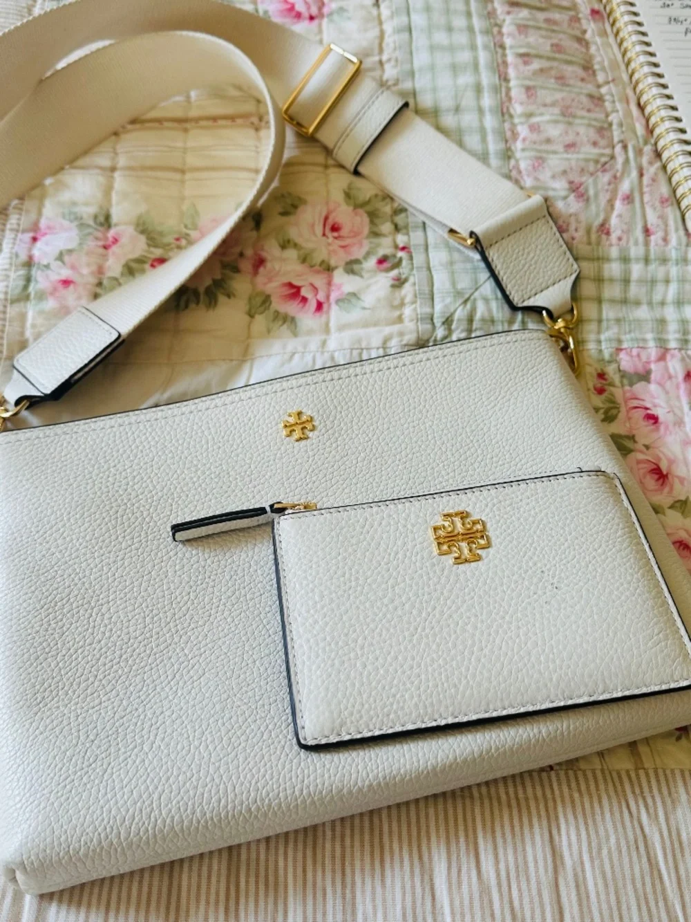 Tory Burch ivory leather bag and wallet